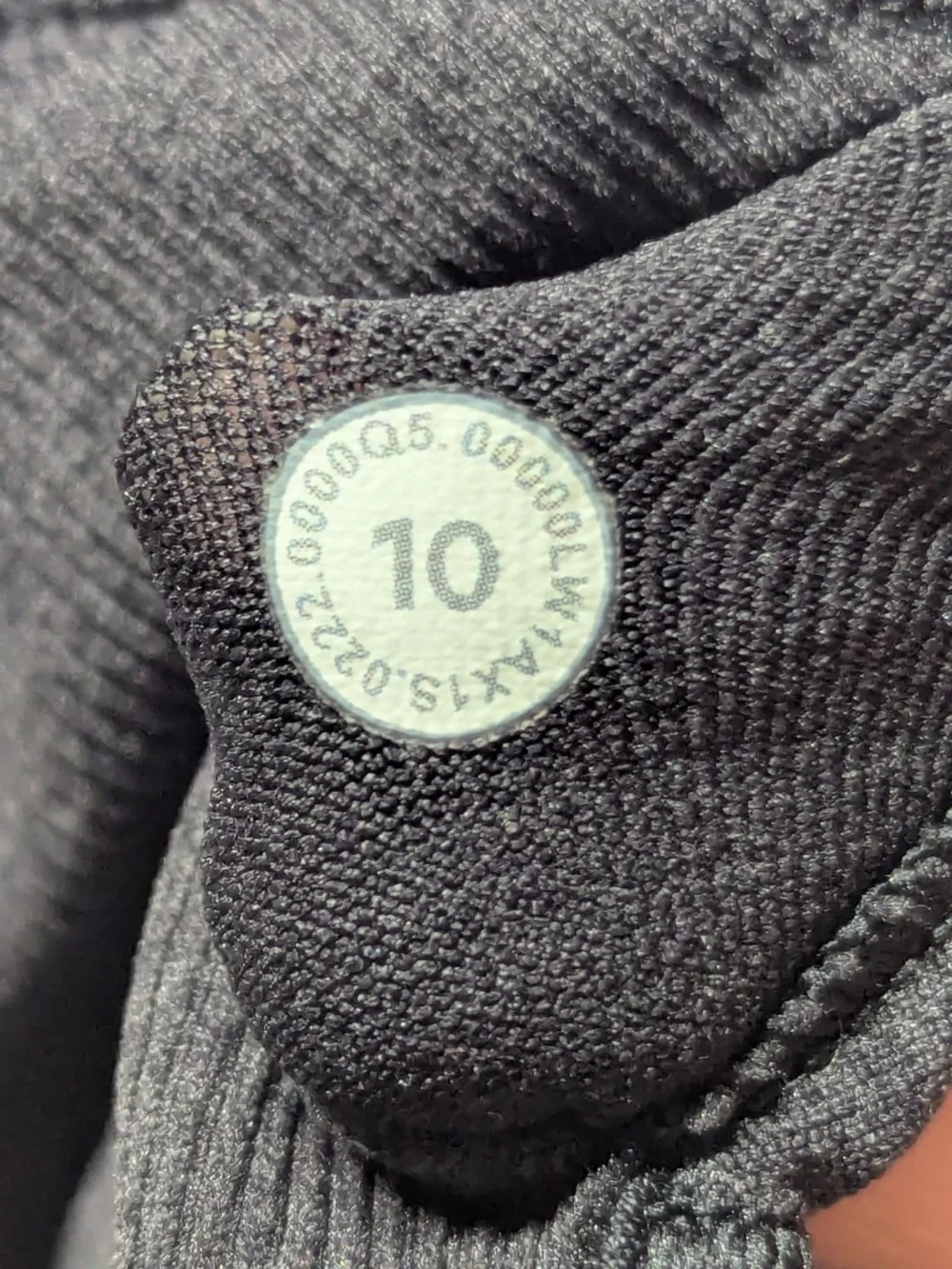 Lululemon Ebb to Street Tank Top - Size 10